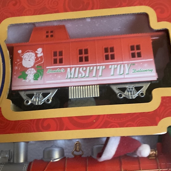 Rudolph Christmas Train set NWT NIB - Picture 7 of 11